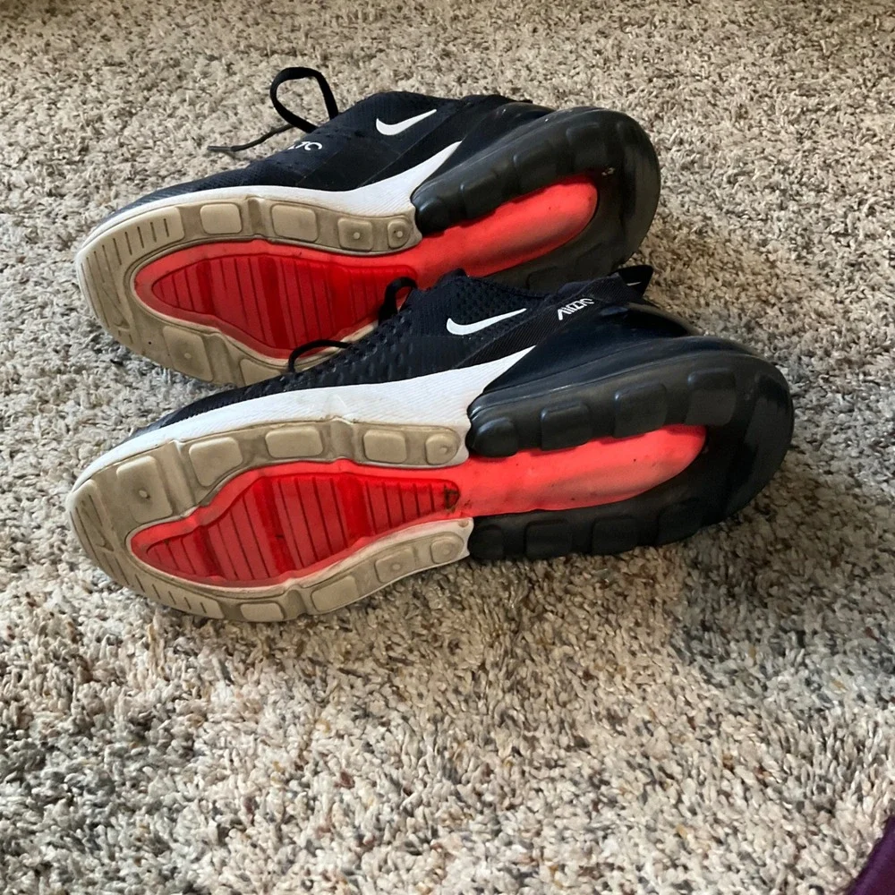 Nike Air Max 270 Sneakers Youth 6.5Y Black White 943345-001 Running Shoes
